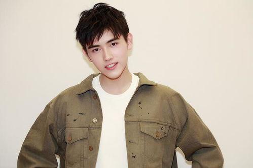 爆料陈飞宇相亲视频,揭秘明星私生活背后的真实情感故事 第1张 爆料陈飞宇相亲视频,揭秘明星私生活背后的真实情感故事 第1张